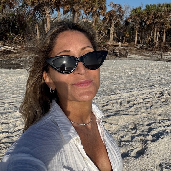 Meet your Posher, Natalia - Picture 1 of 1